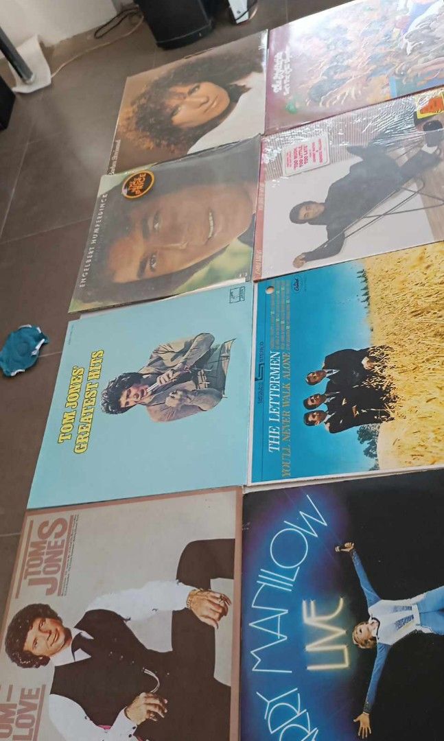 Vinyl records (Category: Portable Audio Accessories) located in Pateros City. Submitted by yamclassic83420 (Listing ID 1286547742, Image 1). Description: .