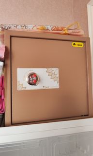 （分類：）位於 。 由 baikinmen 提交（商品編號 1286677999，圖片 1）。簡介： 。