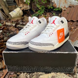(Category: ) located in . Submitted by snkr_hype (Listing ID 1286708460, Image 1). Description: .