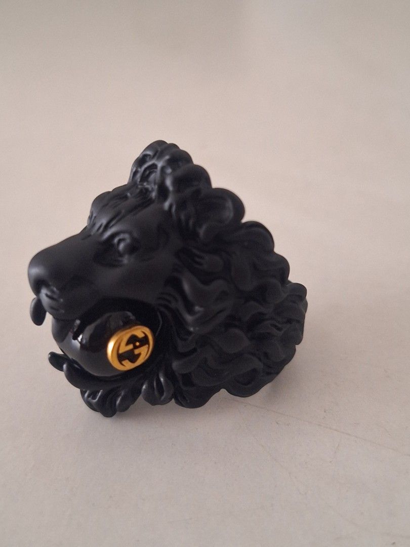 Authentic Limited Edition Gucci Lion Black Ring With Black Pearl