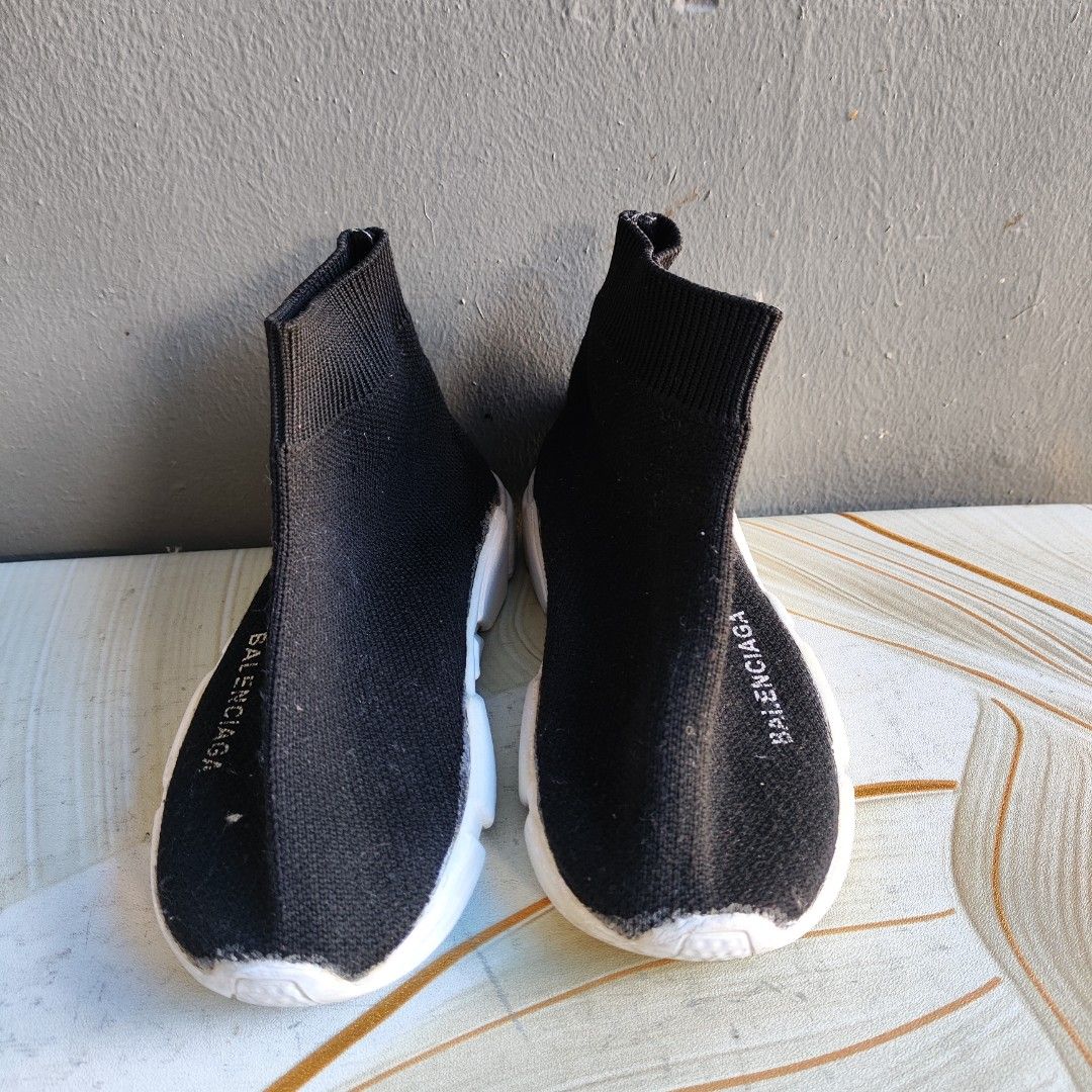 Kids belenciagas deals