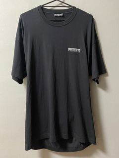Balenciaga believe t online shirt