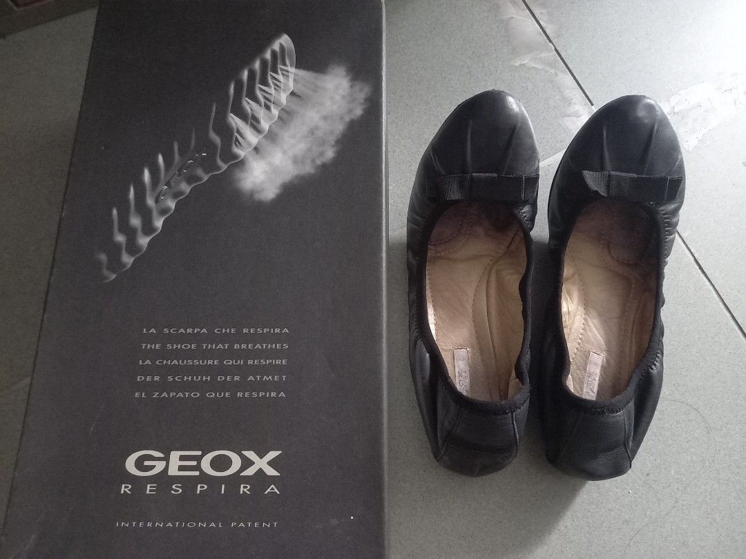 Geox respira sale flats