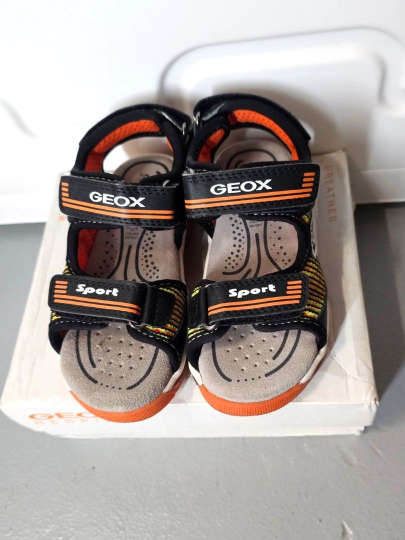 Geox kids hotsell sandals