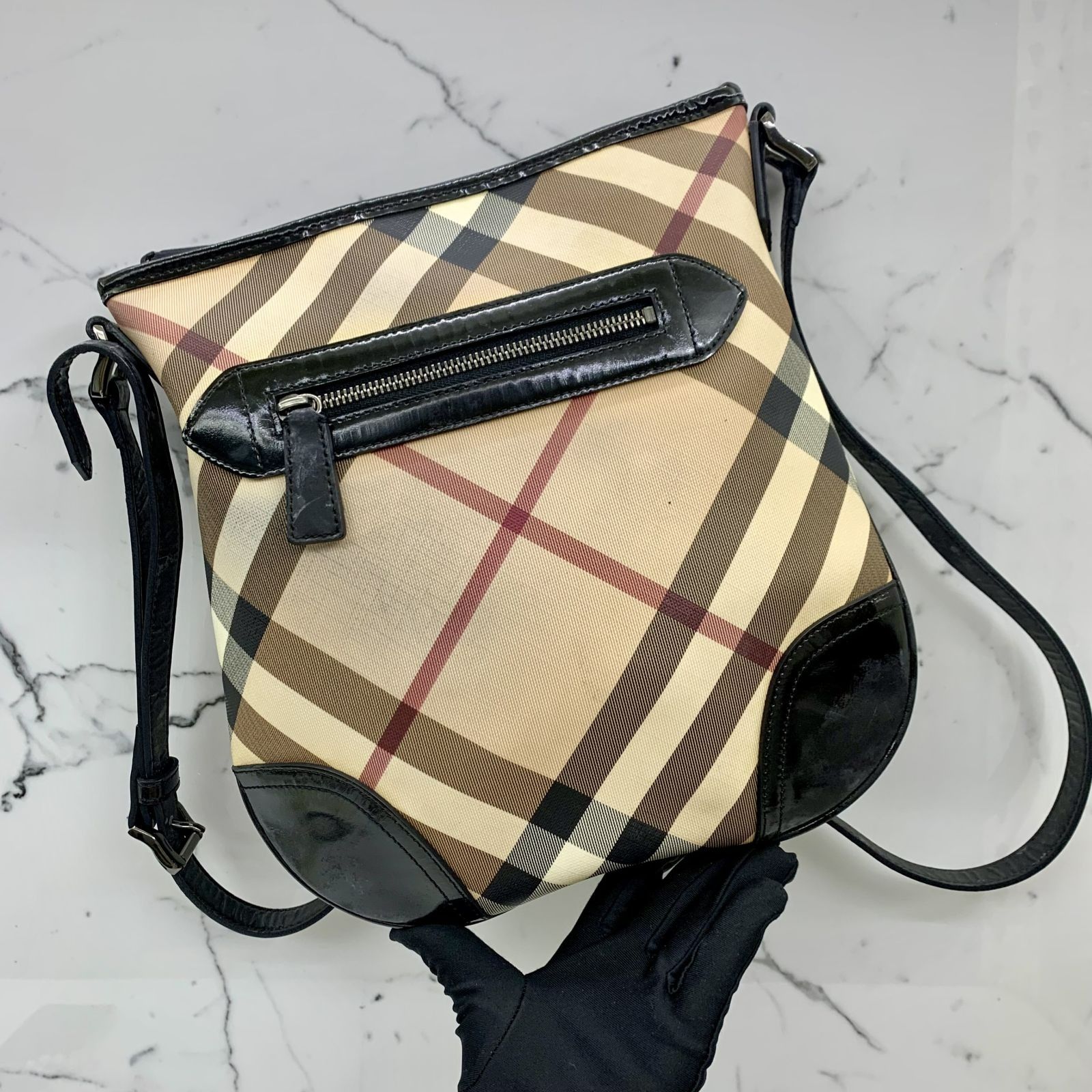 Burberry classic bags 2025