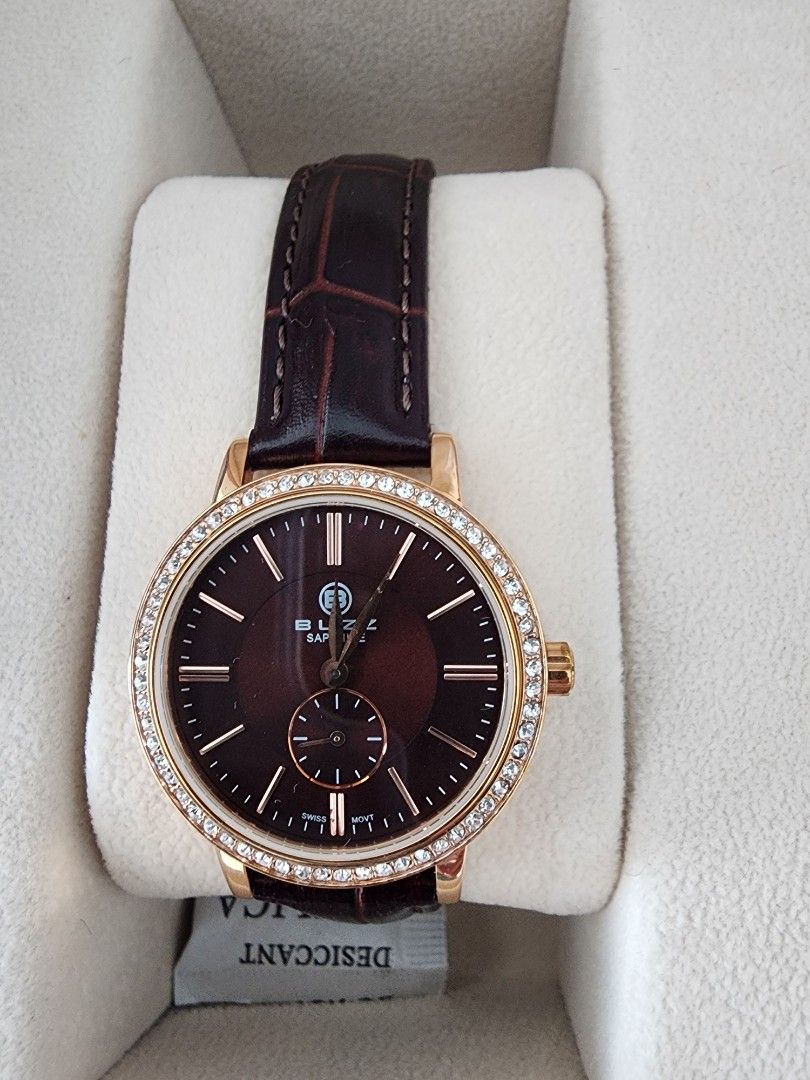 Buzz hot sale couple watch
