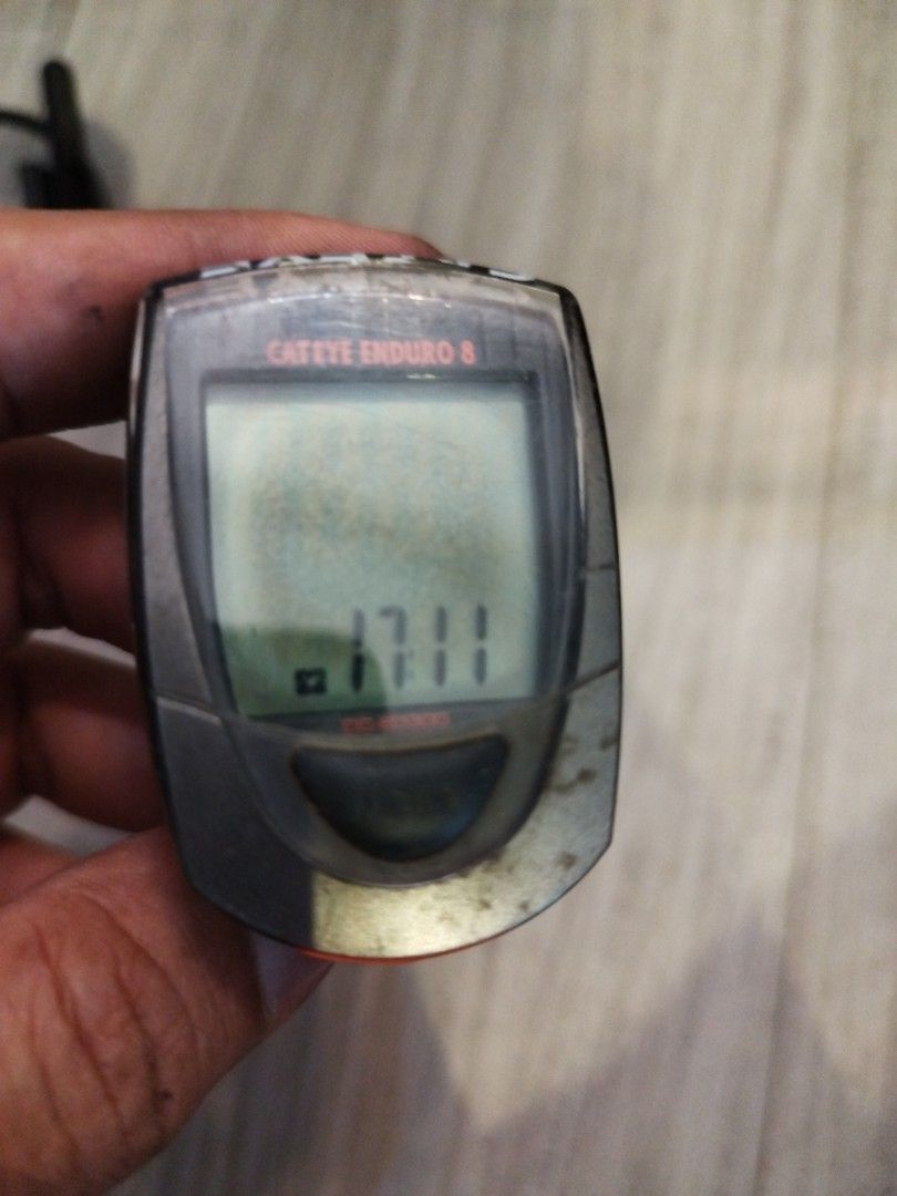 Cateye enduro 8 price store
