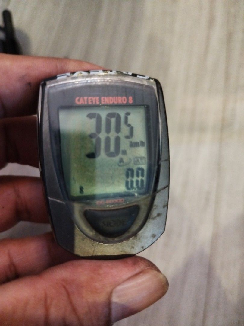 Cateye enduro 8 deals