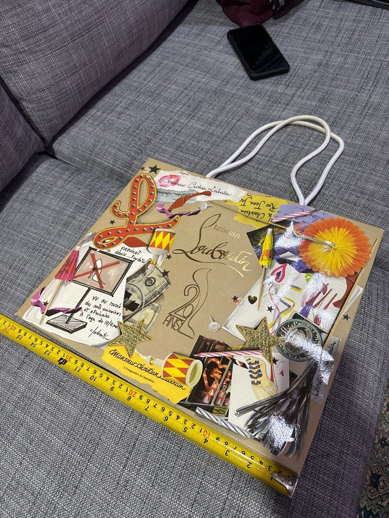 Louboutin best sale paper bag