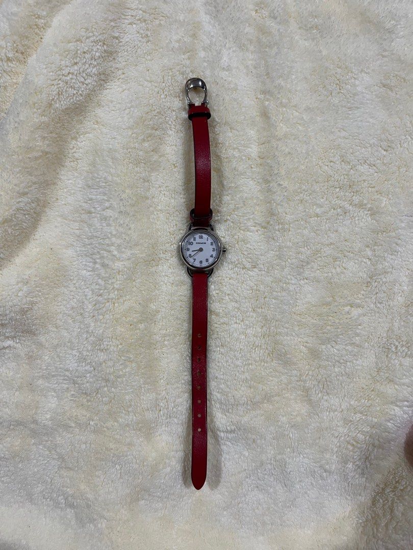 Used coach deals watch