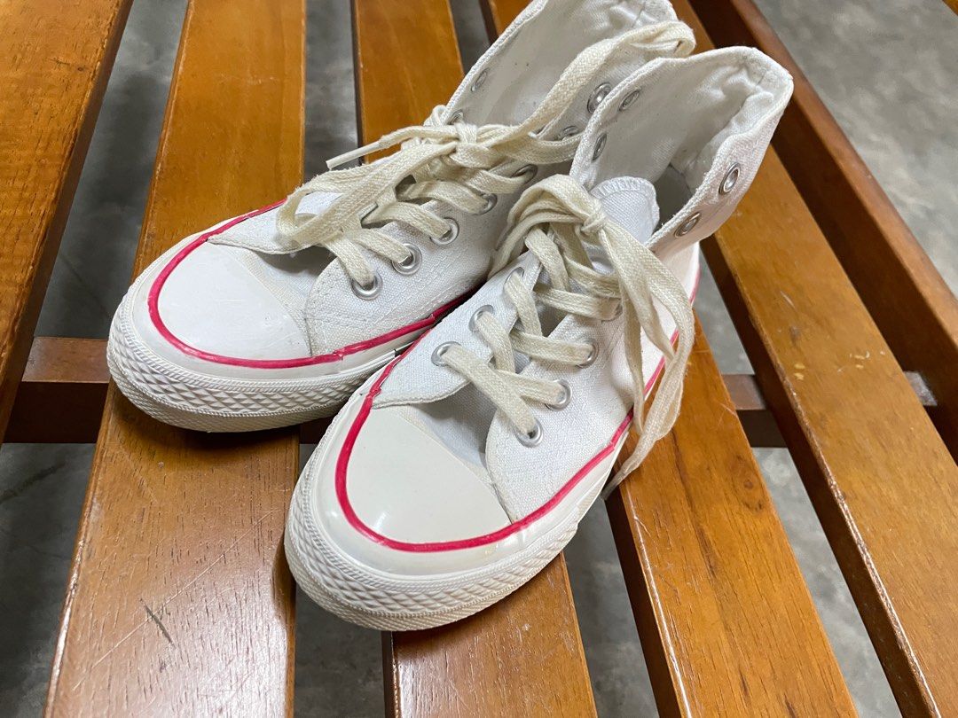 Converse cut store line