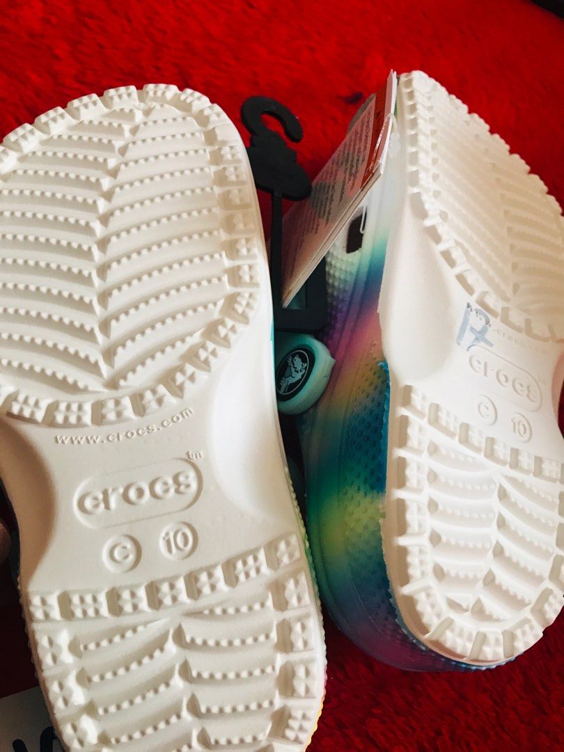 Crocs for Kids (Category: Babies & Kids Fashion) located in Calamba. Submitted by stat68 (Listing ID 1286640269, Image 2). Description: Brand new crocs for kids from USA, size C-10.