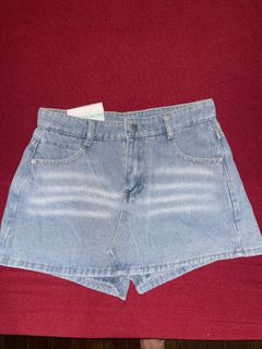 (Category: ) located in . Submitted by decsssss (Listing ID 1286757875, Image 1). Description: .