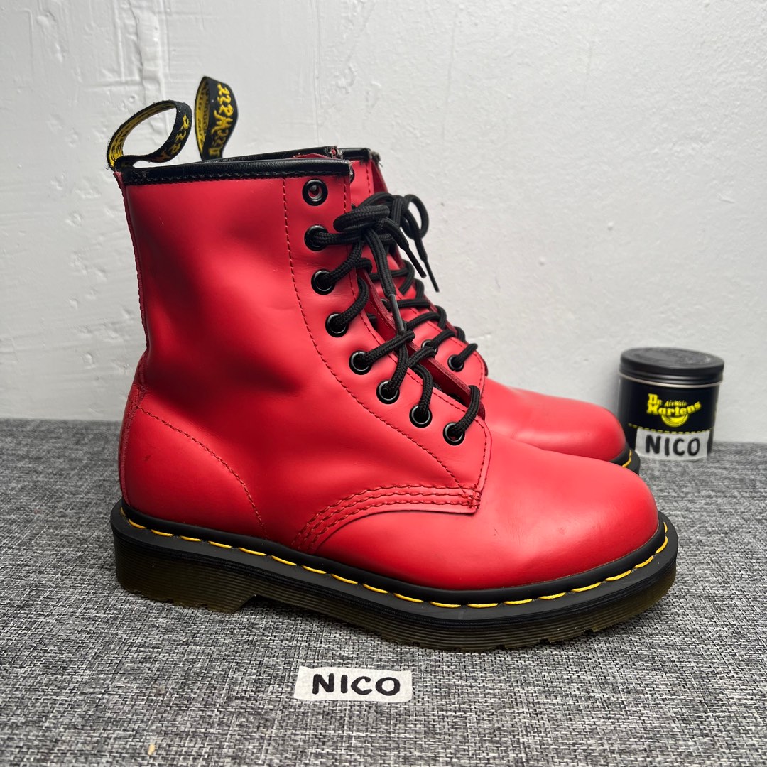Doc martens 146 red top