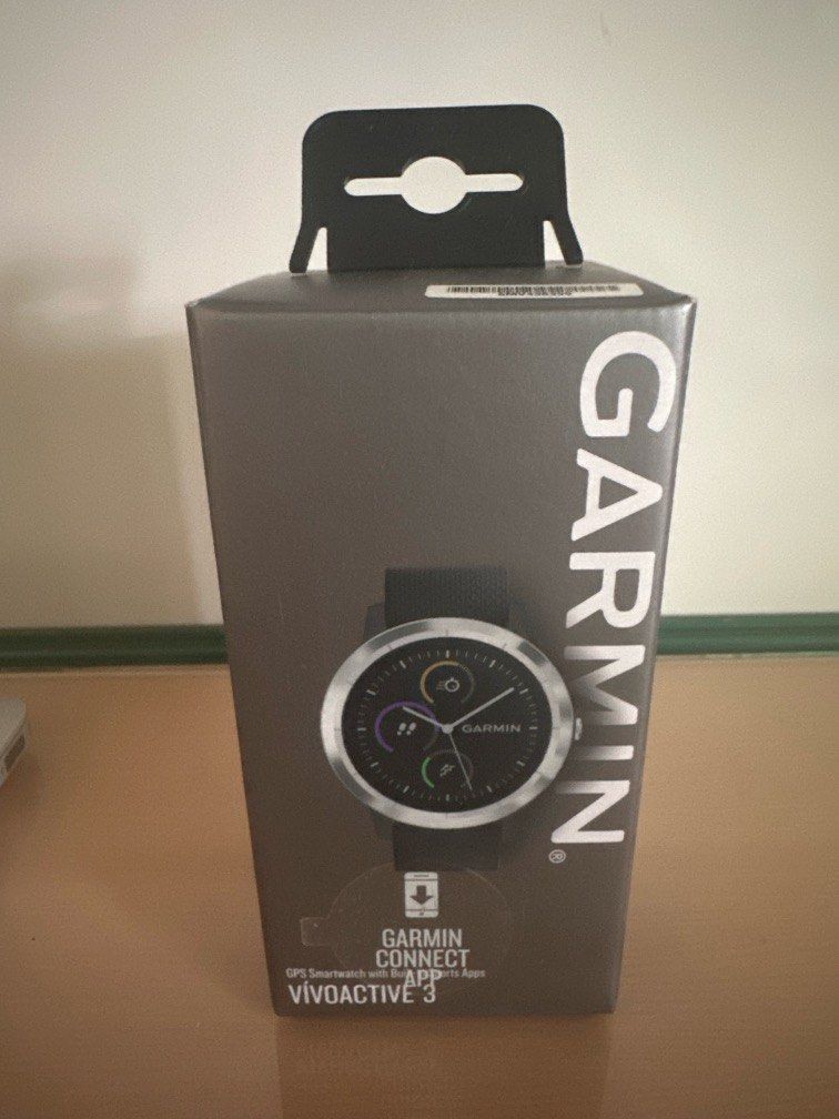 Garmin vivoactive 3 sales box