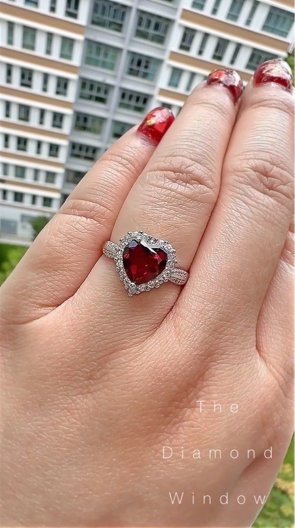 Garnet heart ring store