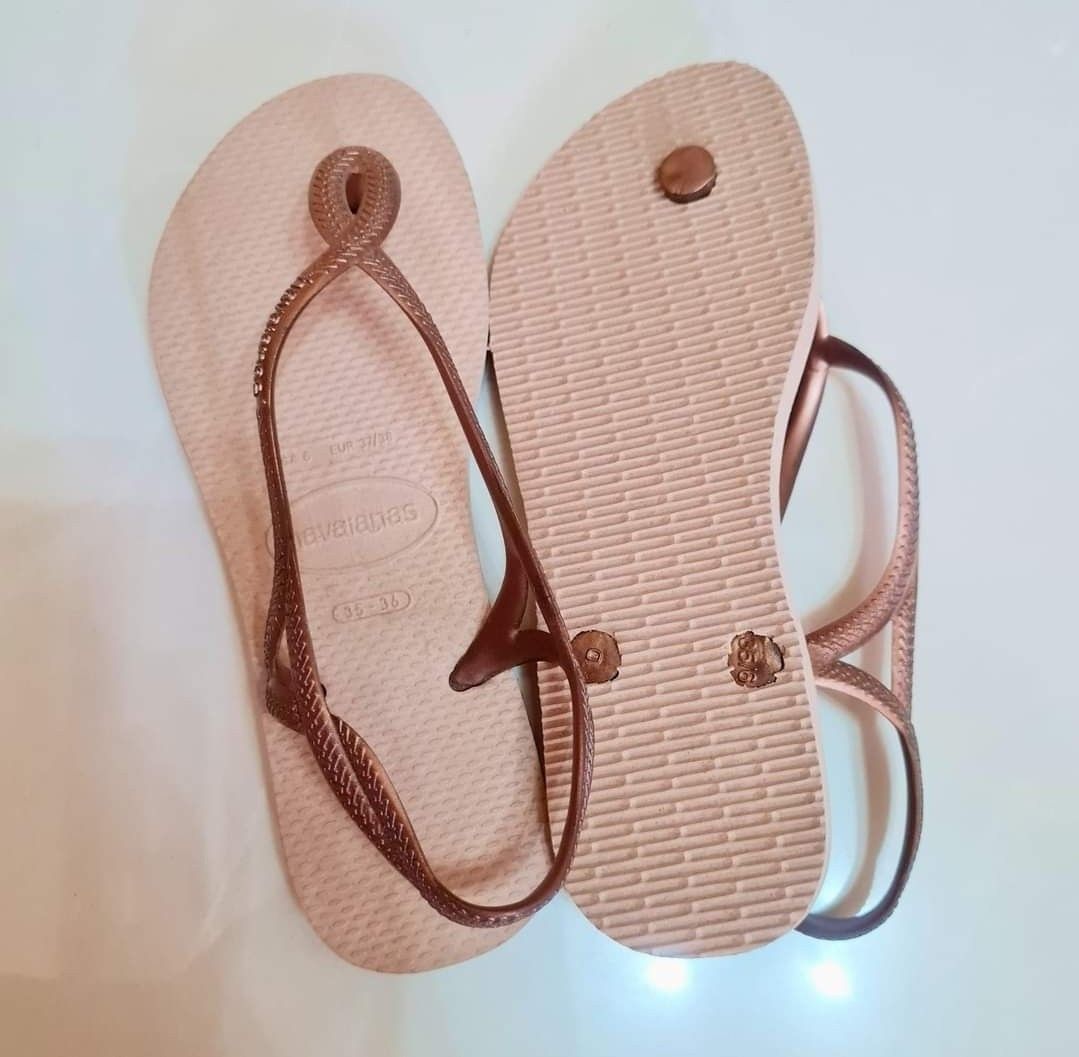 LUNA HAVAIANAS 35 36 Women s Fashion Footwear Flats Sandals on Carousell