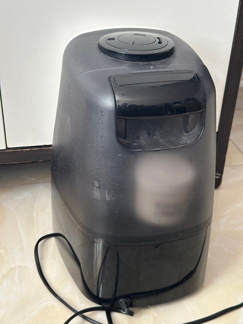 Humidifier （分類：空氣清新機及抽濕機）位於 Hong Kong。 由 mona_aa 提交（商品編號 1286689385，圖片 3）。簡介： 。