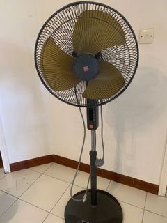 (Category: ) located in . Submitted by ikyvre6abk (Listing ID 1286669174, Image 1). Description: .