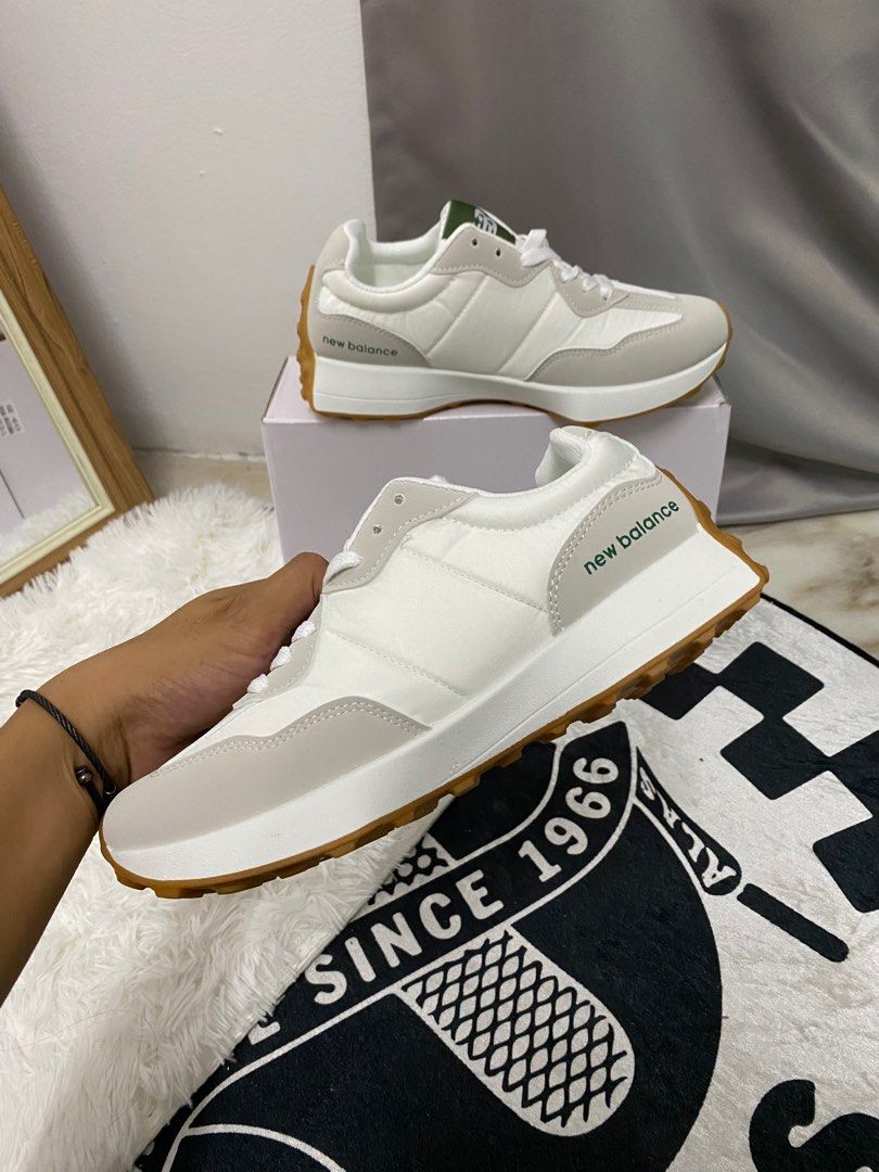 Stock new balance on sale