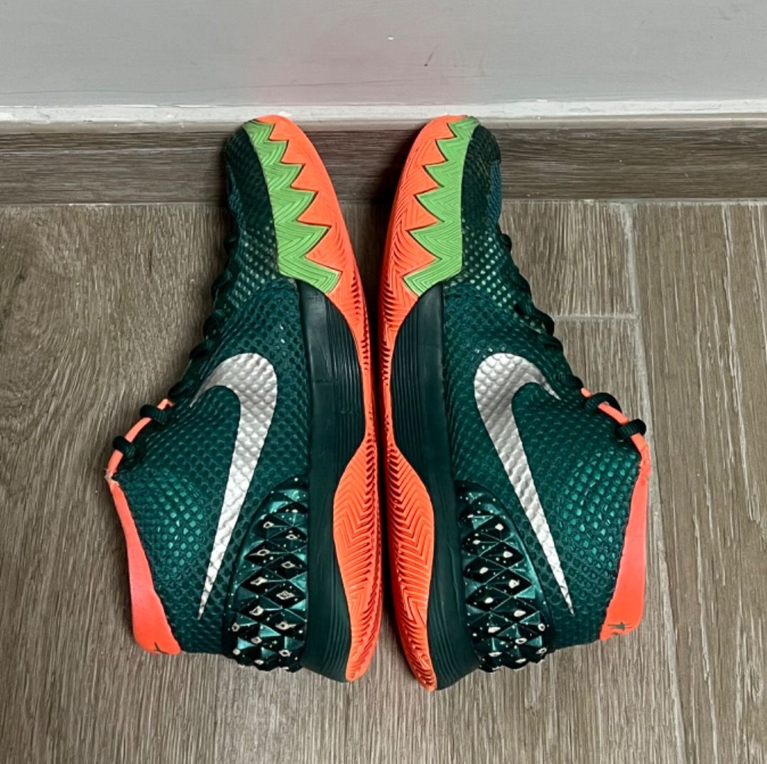 Kyrie 1 venus fly trap store