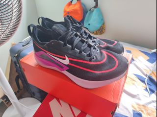 Nike zoom fly singapore 2025