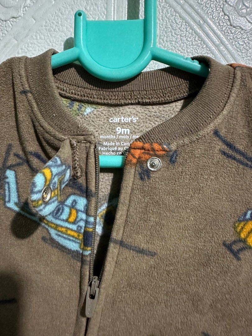 Overall bodysuit (Category: Babies & Kids Fashion) located in Pasay City. Submitted by maljake (Listing ID 1286764080, Image 2). Description: seldom used. Makapal tela.