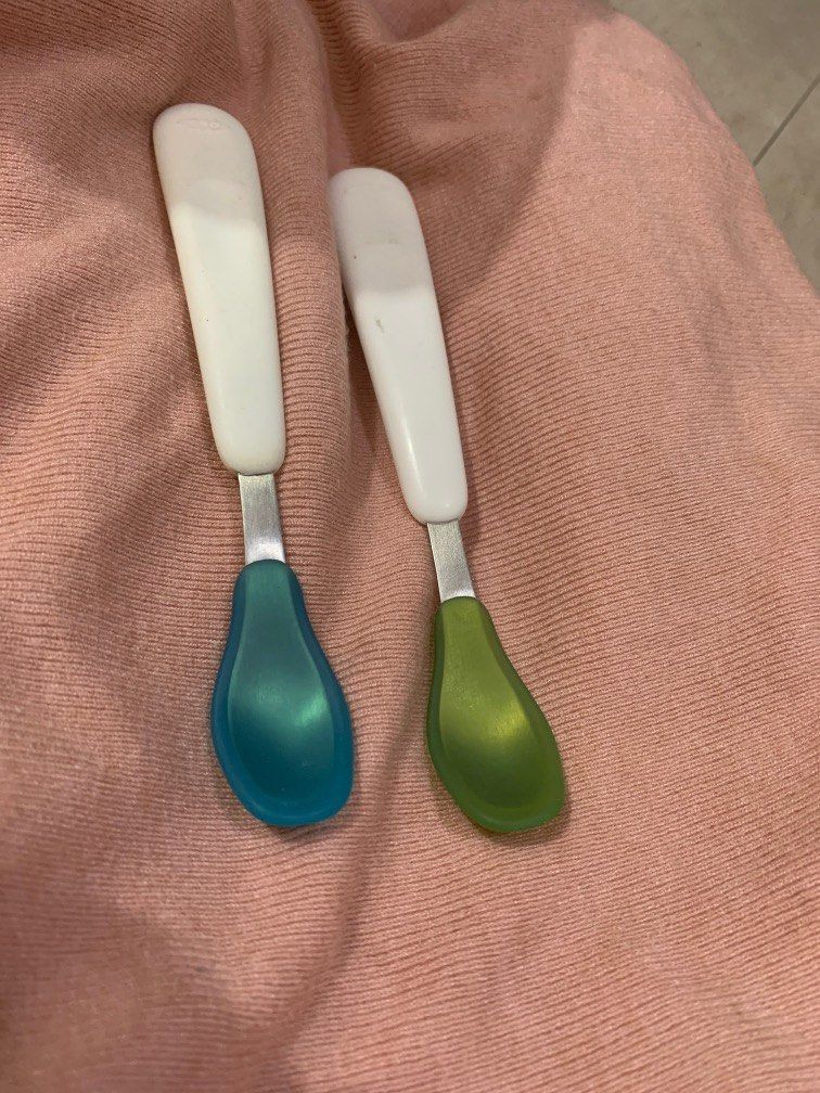 OXO tot on the go feeding (Category: Weaning & Toddler Feeding) located in Quezon City. Submitted by beanne17 (Listing ID 1286665571, Image 1). Description: 150 each no case spoon only.