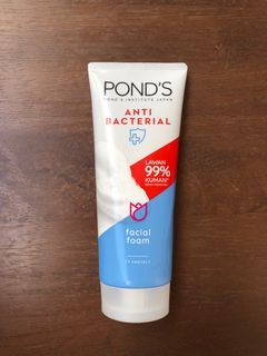 Pond’s Anti Bacterial Facial Foam 100g