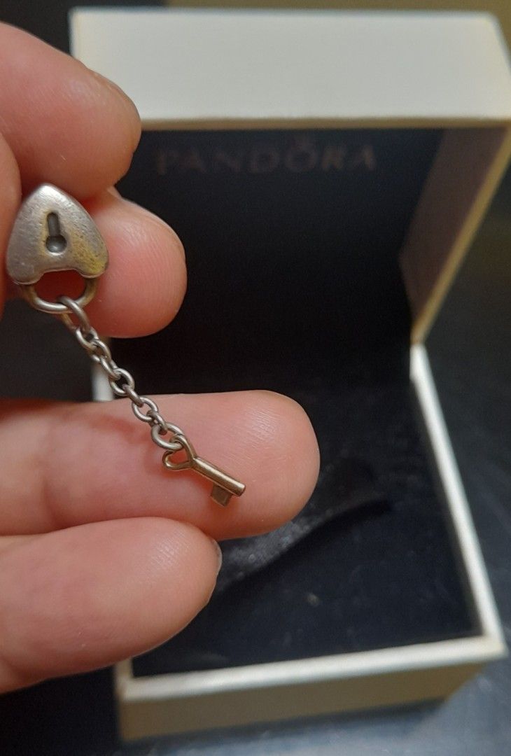 Key to my heart pandora charm sale