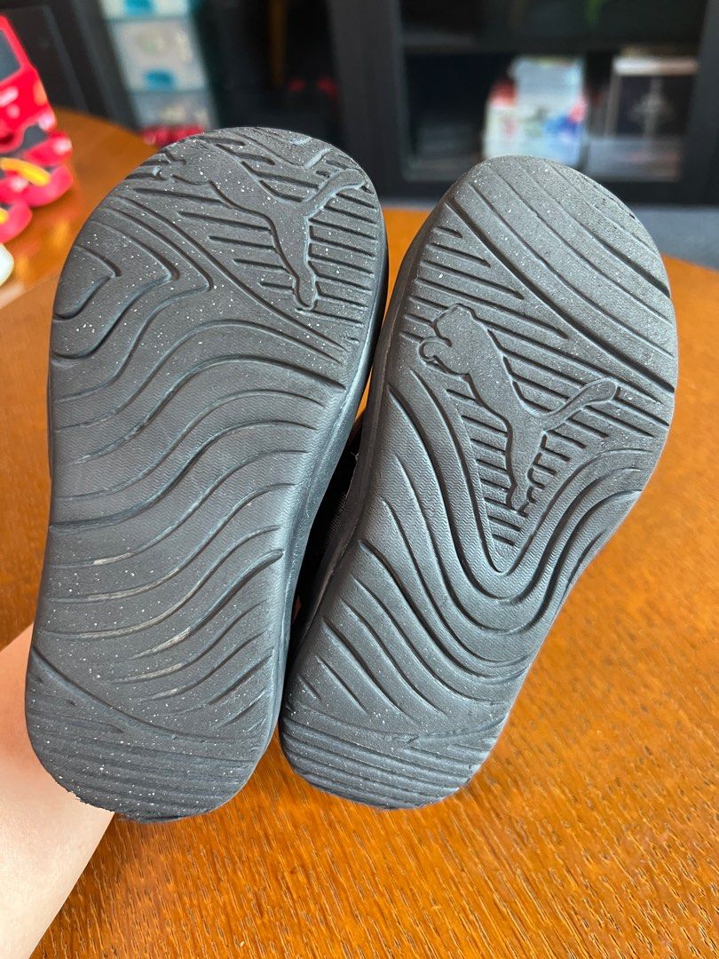 Puma aqua sale sandals