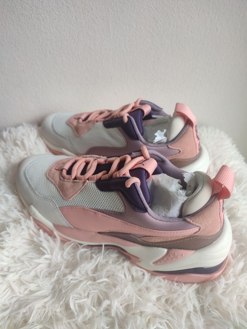 PUMA Thunder Spectra Peach Bum Size 8UK