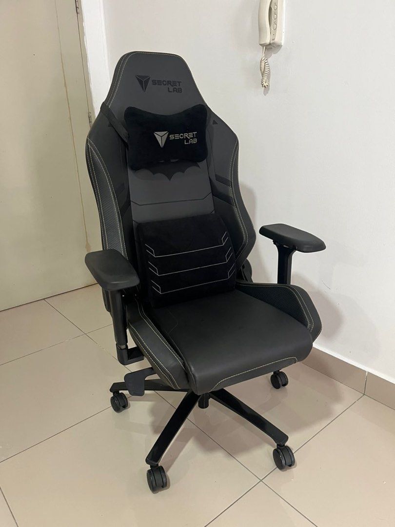 Secret lab omega dark knight outlet