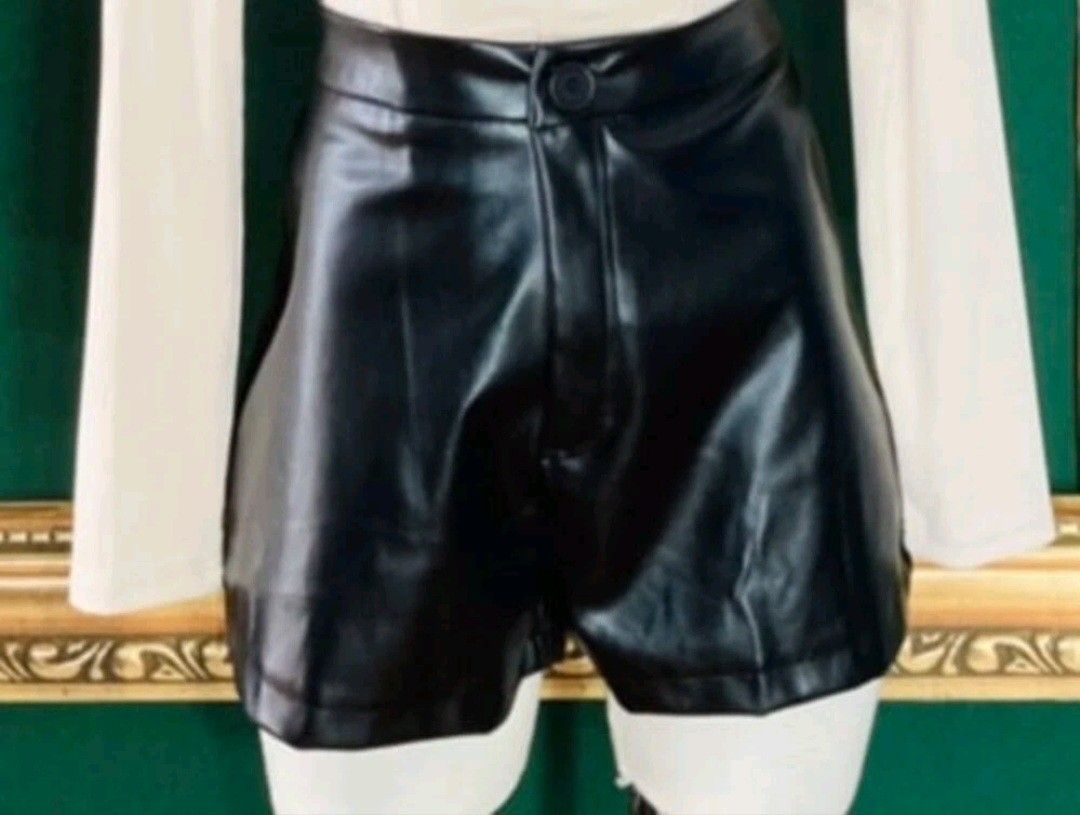 Leather shorts supre shop