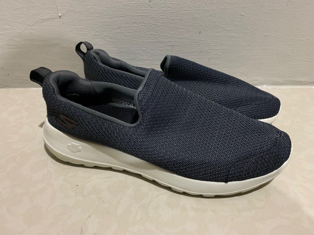 Skechers Go Walk 8.5uk Men s Fashion Footwear Sneakers on Carousell