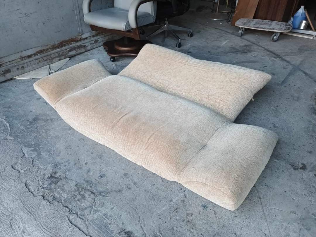 Sofa bed (Category: Sofas) located in Quezon City. Submitted by matetdevis13 (Listing ID 1286645017, Image 1). Description: Floor sofabed Price : 3500 66 x 46 inches bed mode size In good condition Code akc 1557.