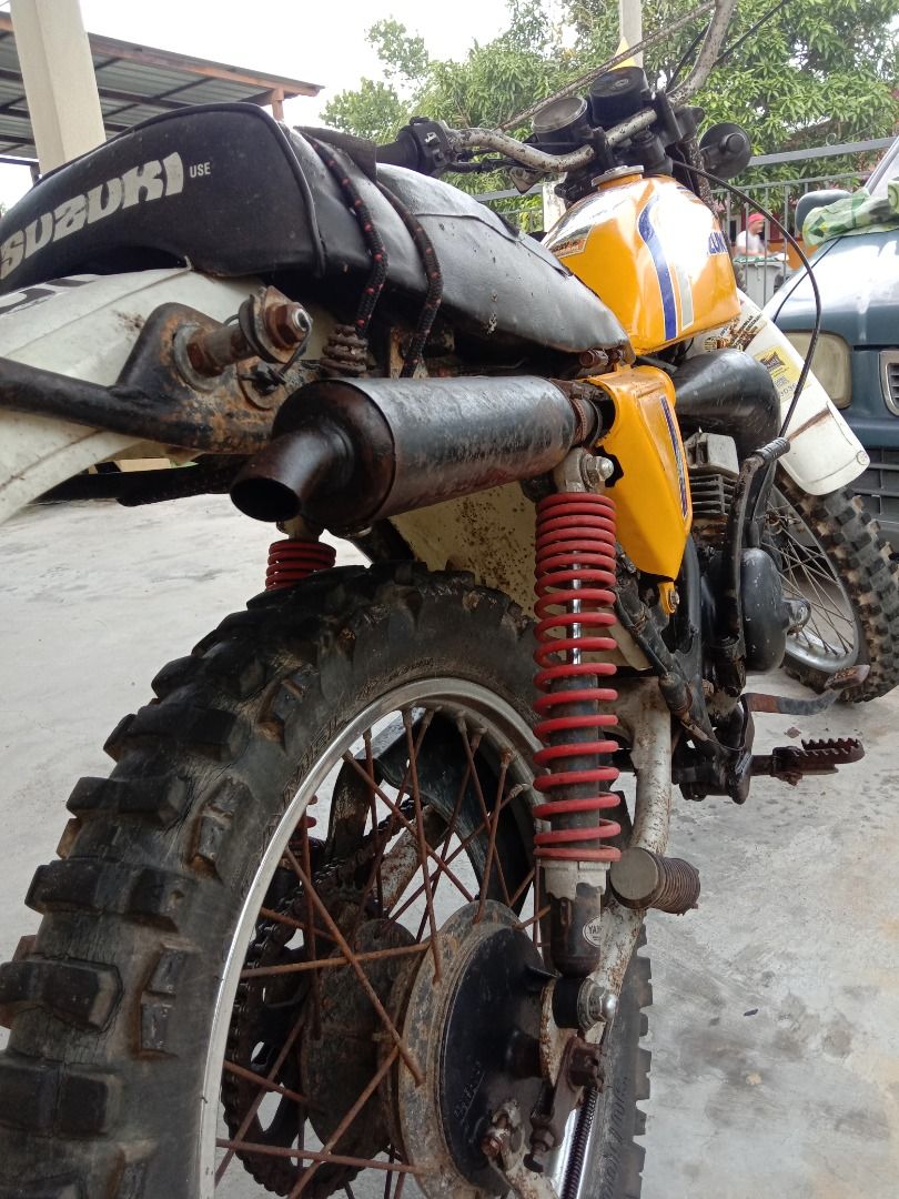 SUZUKI TS 100, Motorbikes on Carousell