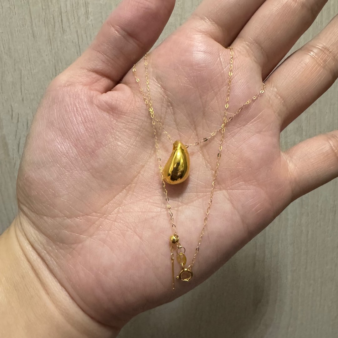 Gold on sale teardrop pendant