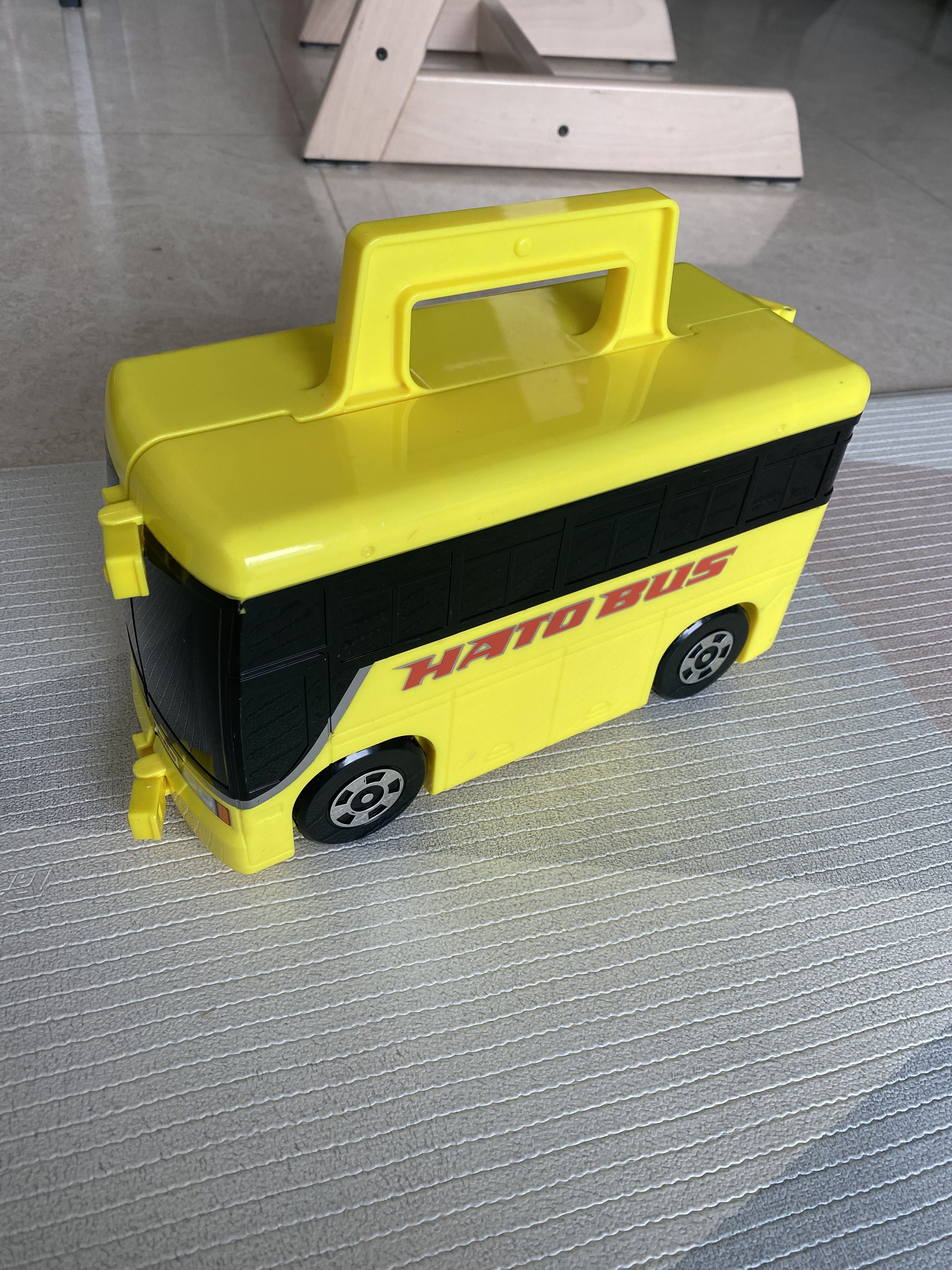 Tomica sales hato bus