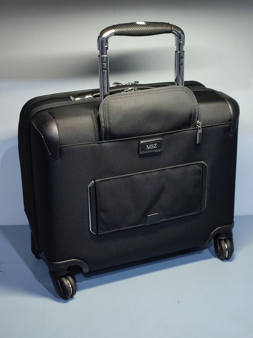 Compact 4 wheeled brief clearance