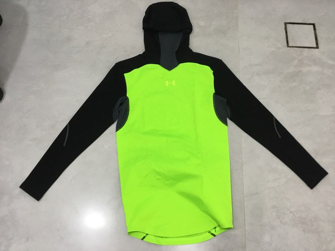 Under armour on sale ski hoodie