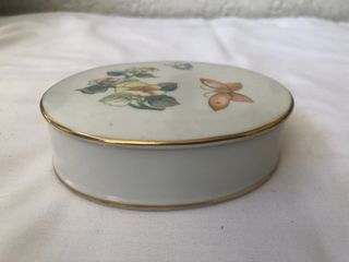 Vintage 4 inches Porcelain Trinket  Japan made  C4