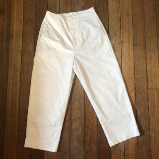 Women’s highwaist trousers in off white
