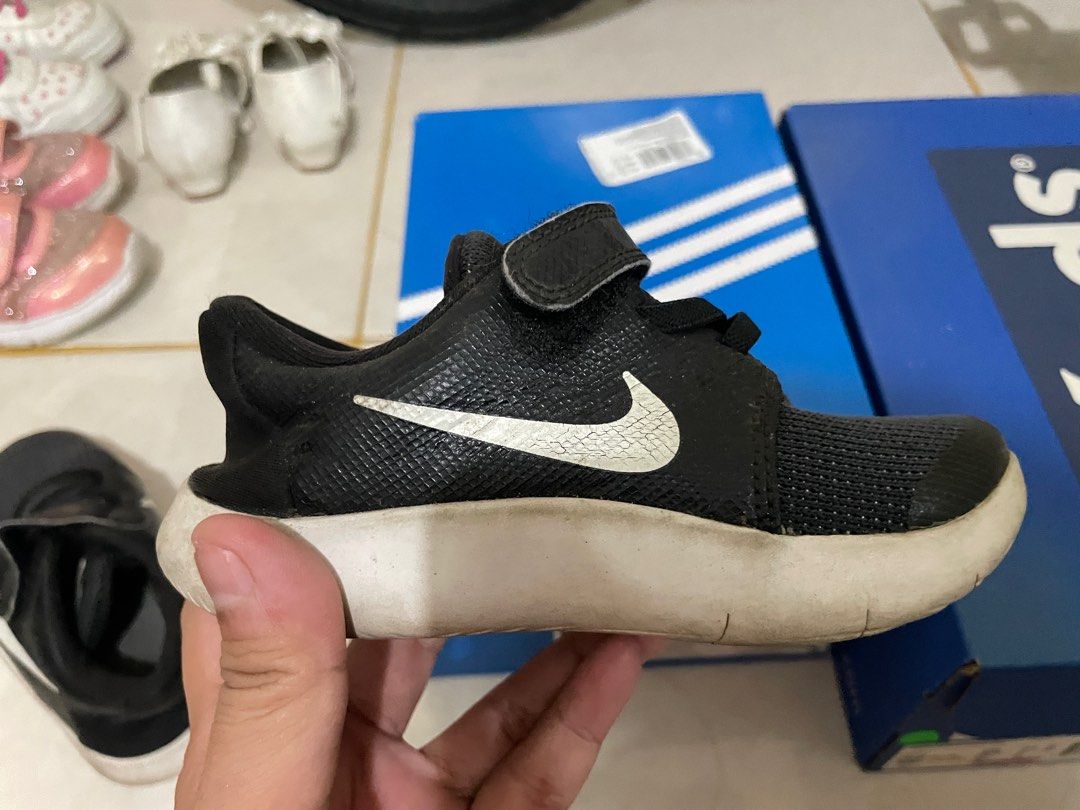Nike flex store contact 2 black