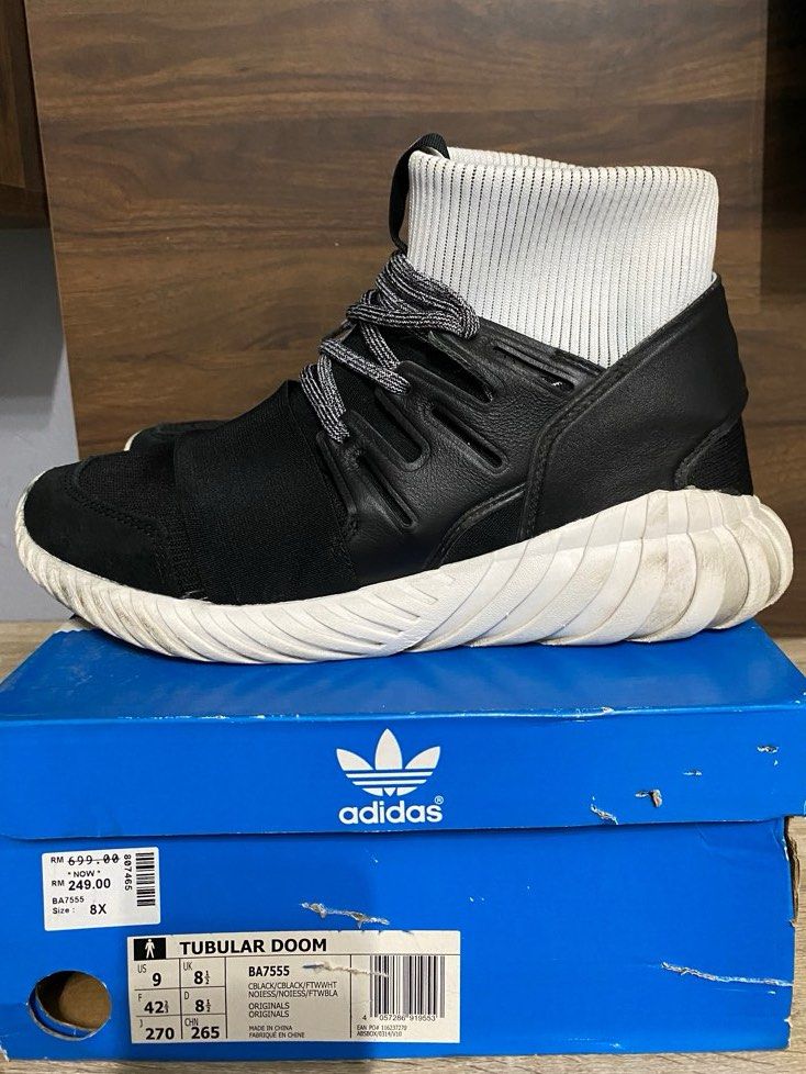 Adidas tubular deals doom yin yang