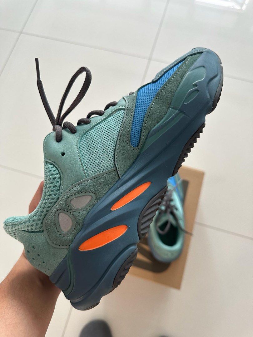 Adidas yeezy 700 sale outlet