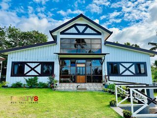 Beautiful Country House and Lot For Sale In Tagaytay City with Swimming Pool