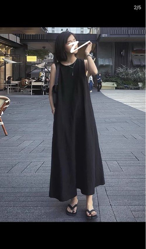 Muji Tube Maxi Dress with In-built Bra, Women's Fashion, Dresses & Sets,  Dresses on Carousell