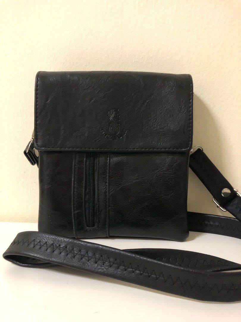 Black Sling Bag Singapore Men s Fashion Bags Sling Bags on Carousell