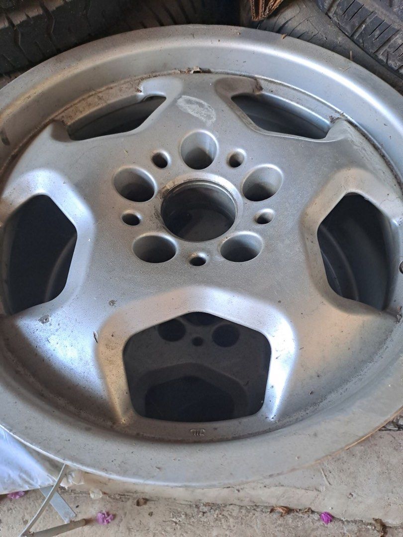 BMW original rims size 16 (Category: Mags and Tires) located in Quezon City. Submitted by sunlaymac (Listing ID 1286909353, Image 1). Description: As is Set of 4 Size 16 . Description of width in photos.